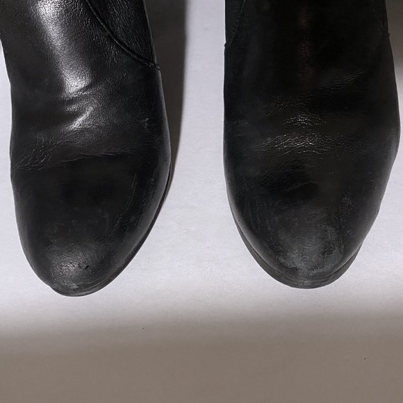 Stuart Weitzman Highland Stretch Leather Black Over-the-knee Boot - Picture 12 of 16